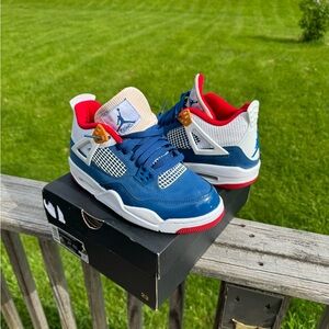 6Y Jordan 4 “Messy Room”